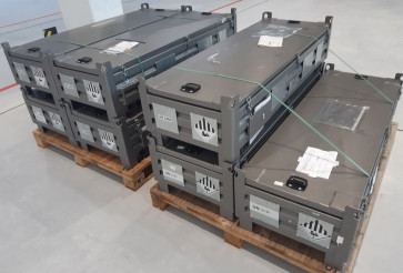 Transport boxes for automotive lithium batteries
