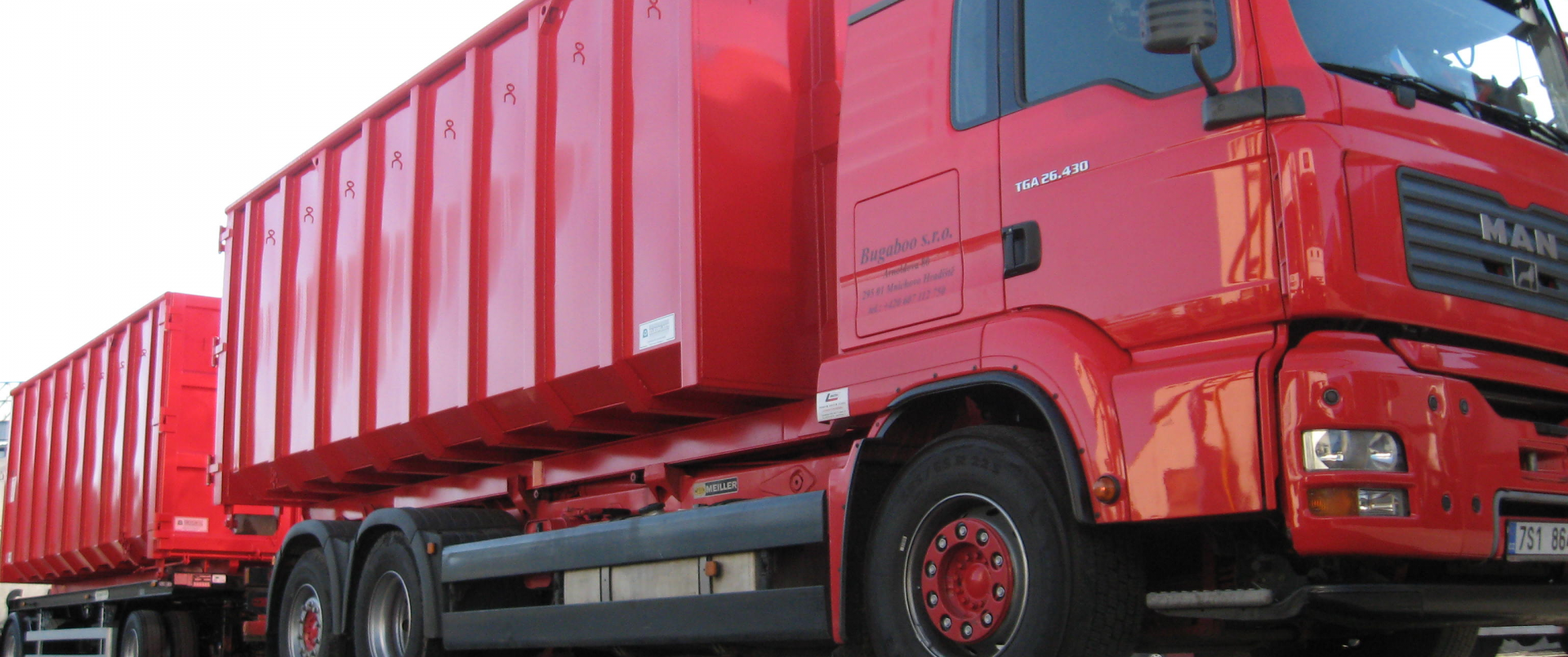 production of roll-off containers in many modifications
